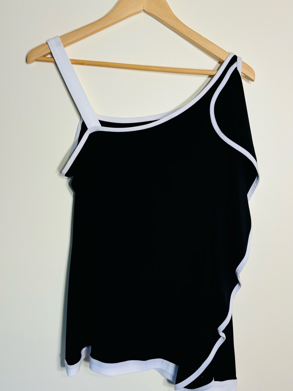 Joseph Ribkoff Black Camisole with White Trim and Side Ruffle - Picture 2 of 3